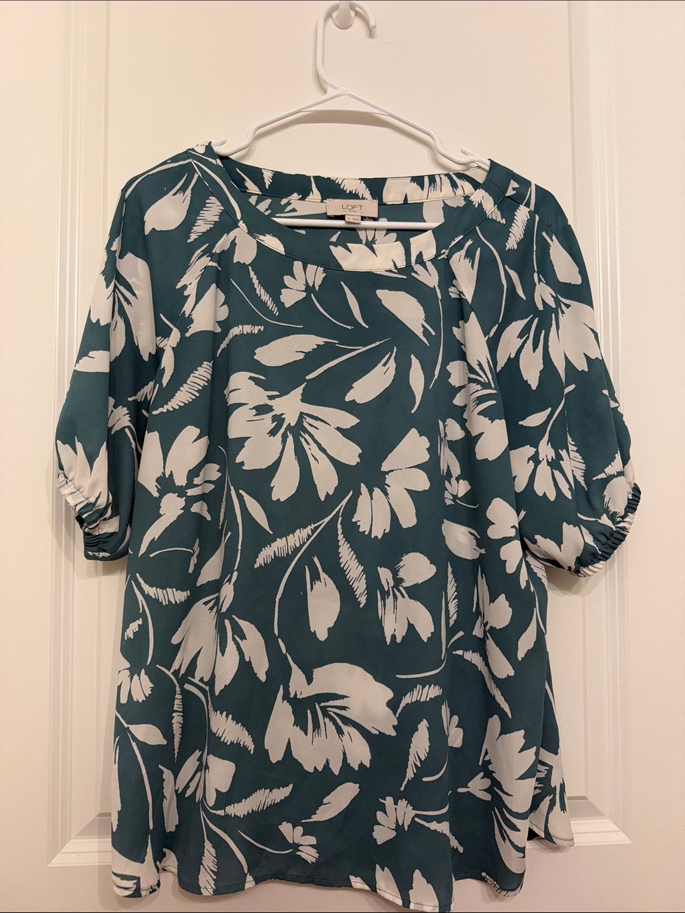 LOFT Teal and White Floral Puff-Sleeve Blouse